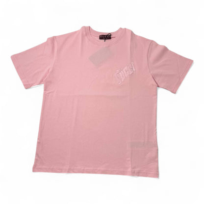 🎀 GUCCI Pink Graphic Logo Tee – Bold, Playful, Iconic! 💖