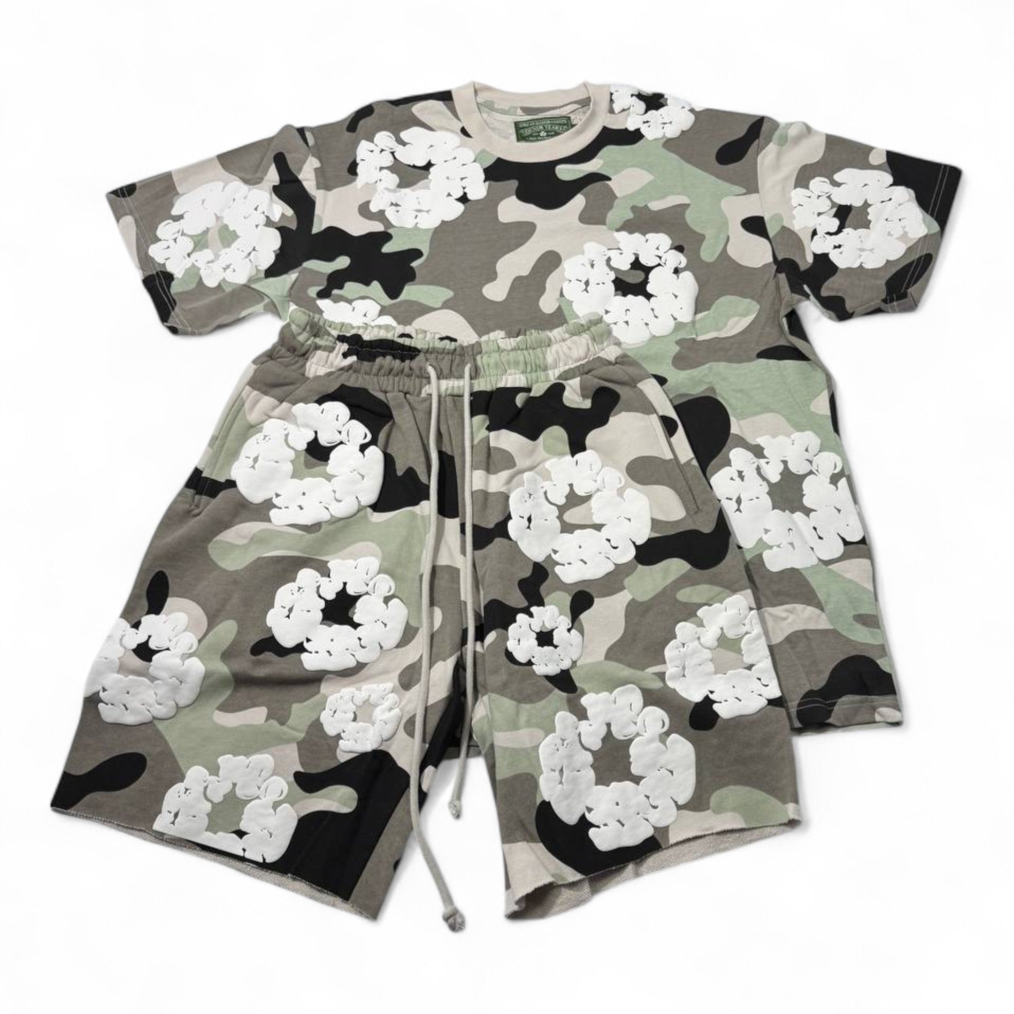 🪖 Denim Tears Camo Flower Set – Revolutionary Streetwear with Soul 🌼