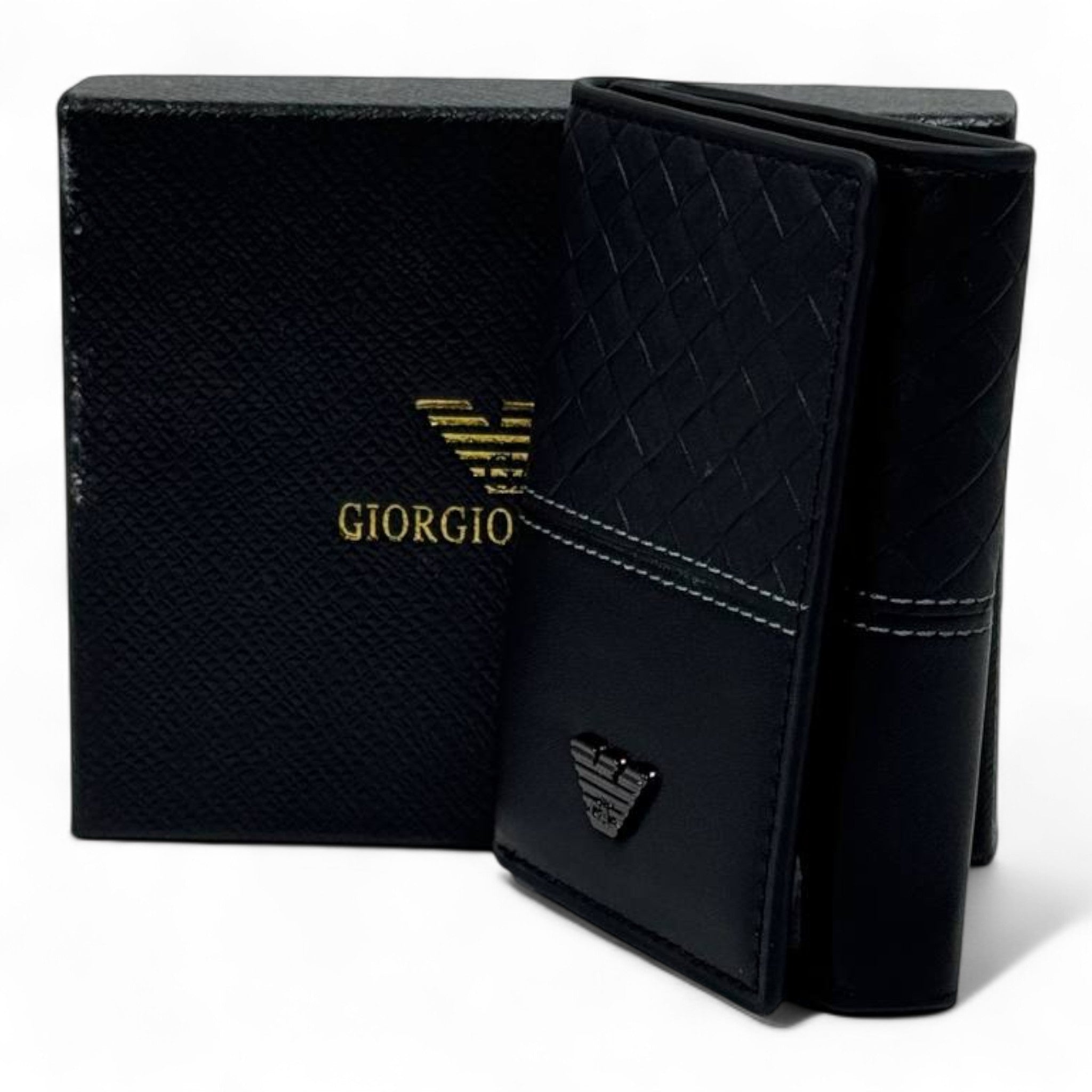 🖤 Giorgio Armani Woven Leather Wallet – Italian Texture, Timeless Taste