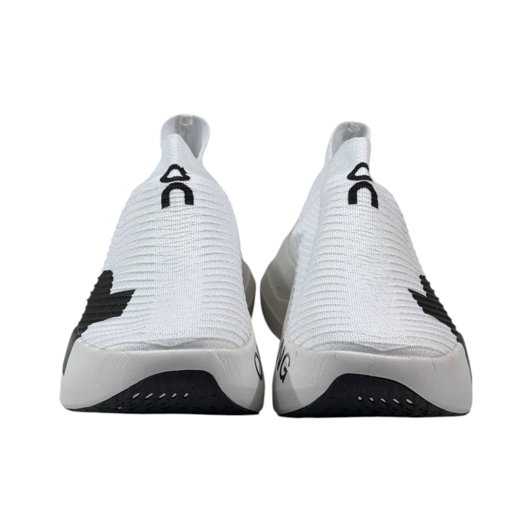 On Cloud UltraFlex Knit Sneakers ⚪⚫