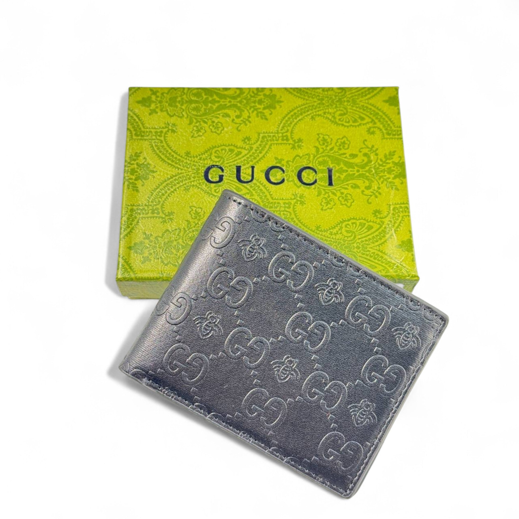 Gucci GG Embossed Leather Wallet 🖤🐝