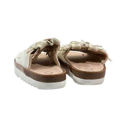 Nike Canyon Utility Slides – Sand Beige Edition 🏜️✨