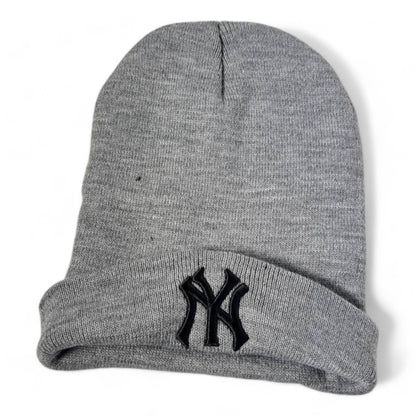 New York Yankees Grey Knit Beanie