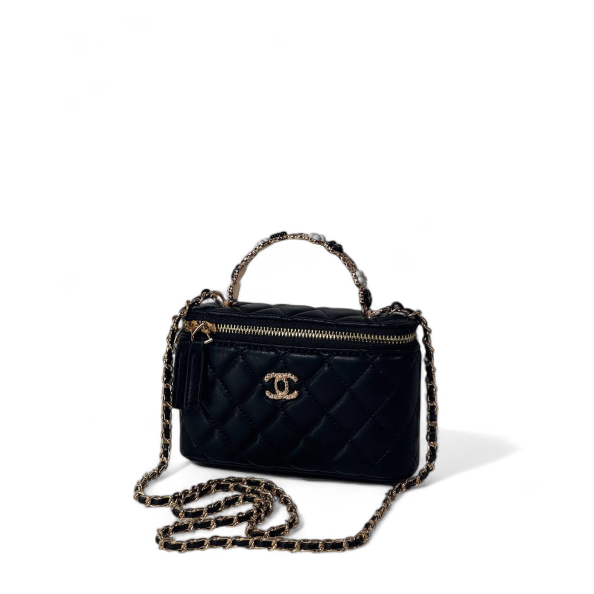 Chanel Mini Quilted Crossbody Bag – Black Lambskin with Gold Chain ✨🖤