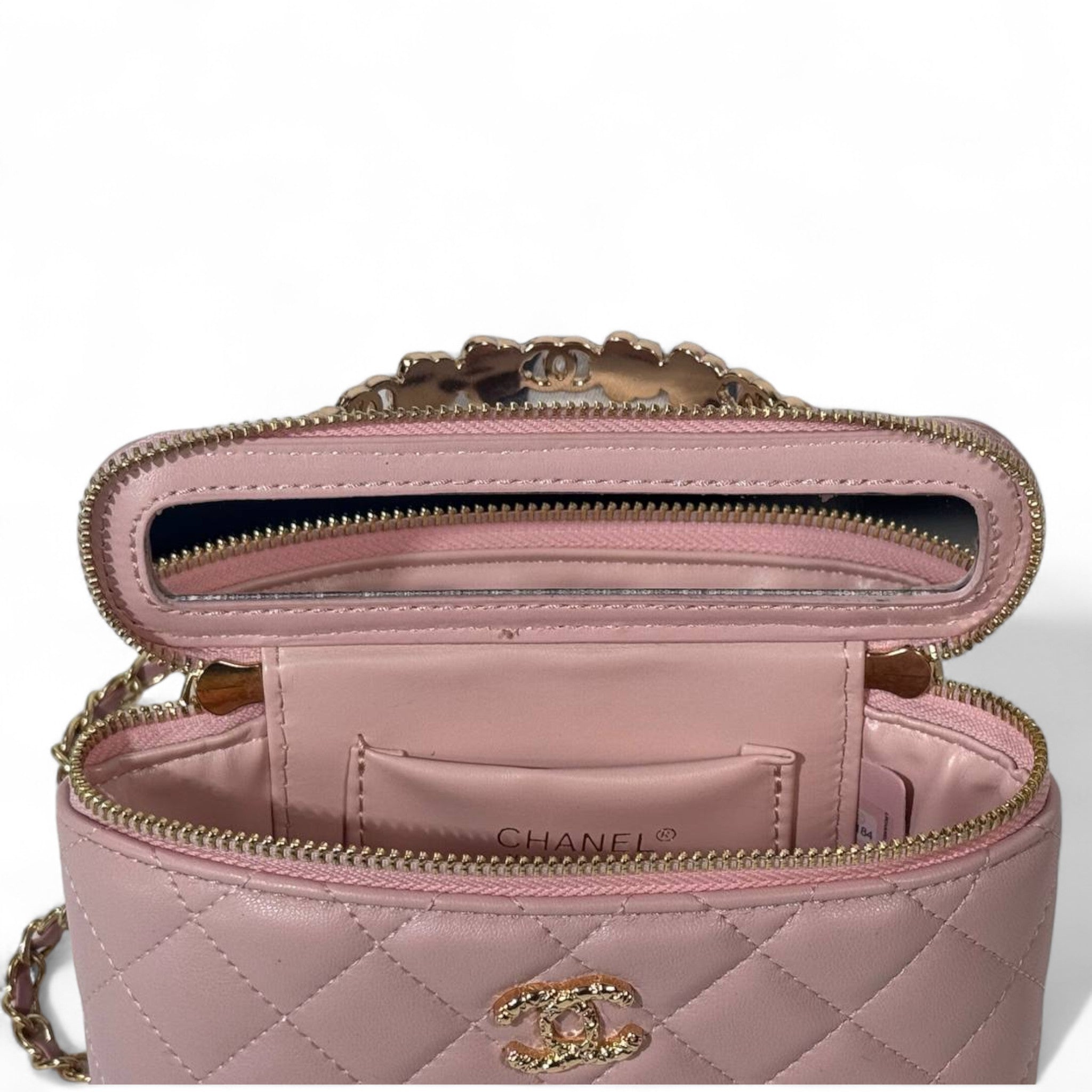 Chanel Mini Vanity Case – Pink Quilted Lambskin with Gold Chain 💖👜