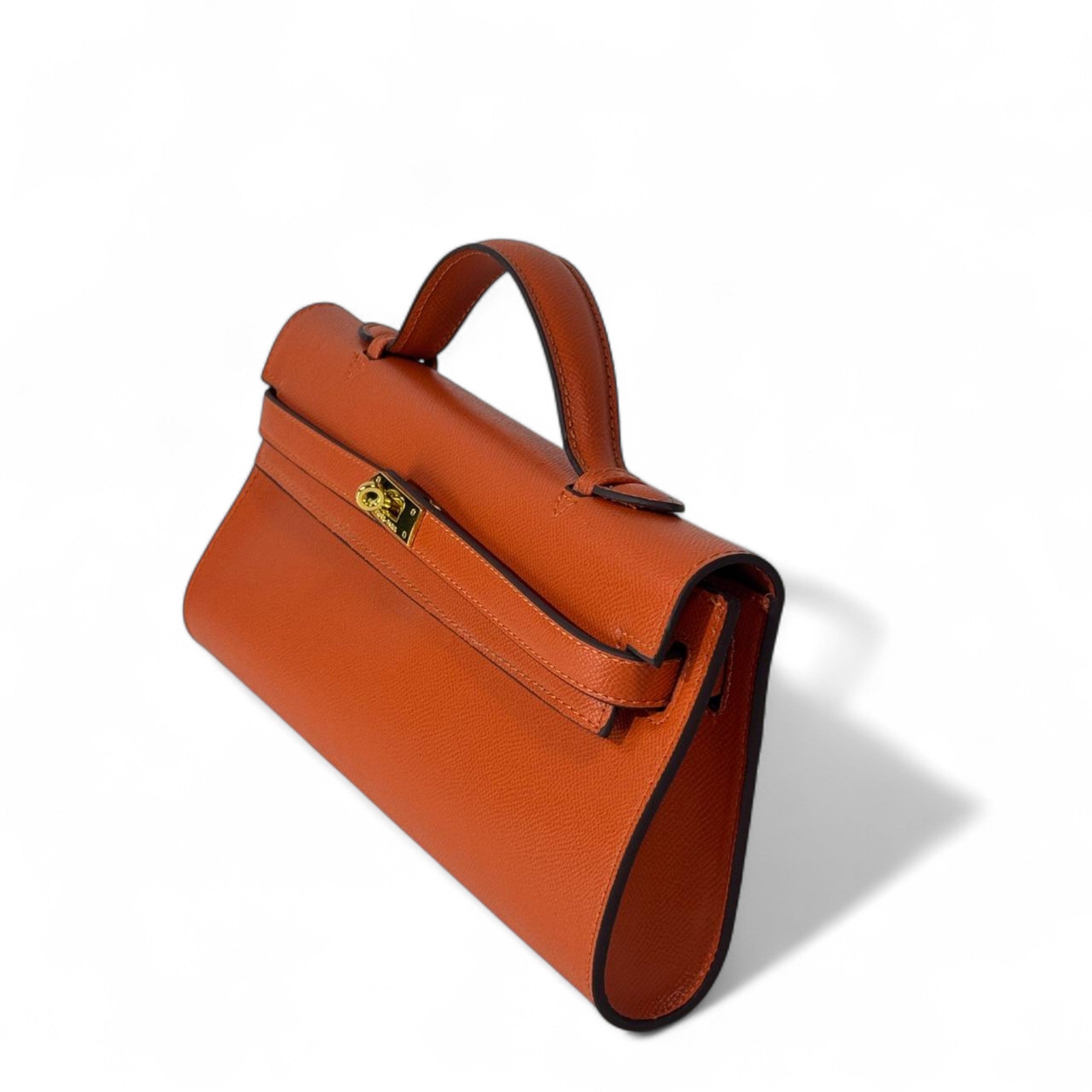 Hermès Kelly To Go Clutch – Orange Epsom Leather with Gold Hardware 🧡✨