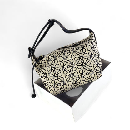 🤍 Loewe-Inspired Anagram Shoulder Bag – Ivory Canvas with Black Monogram ✨