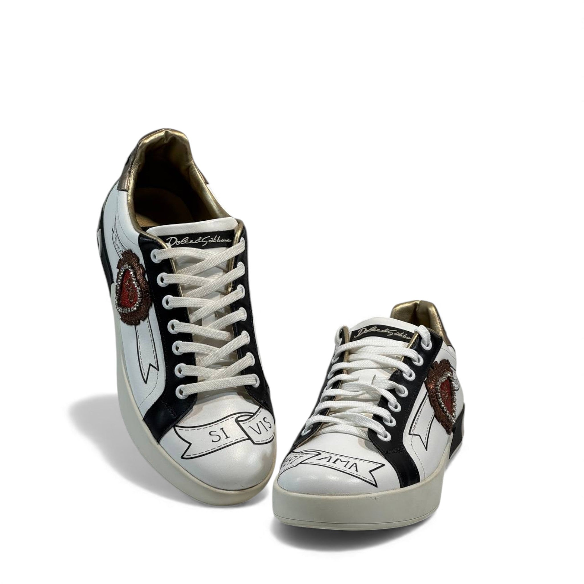 🔥 Dolce & Gabbana “Si Vis Amari Ama” Sneakers – Iconic Italian Statement 👟