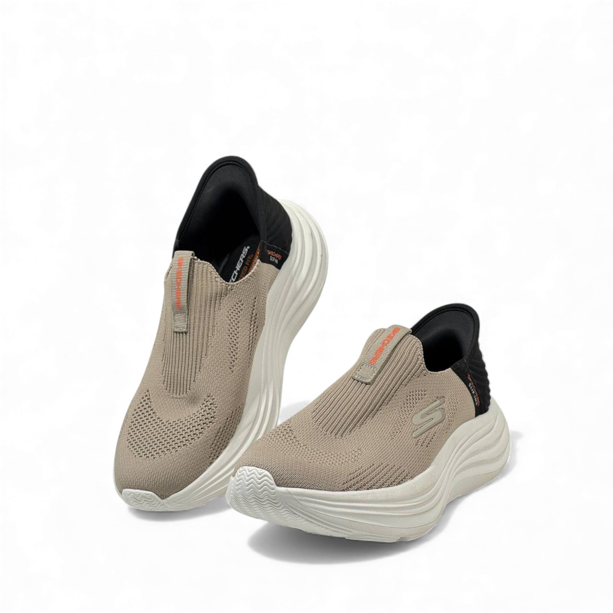 ☁️ Skechers Slip-On Arch Fit Beige Sneakers – Comfort Meets Everyday Elegance 👟