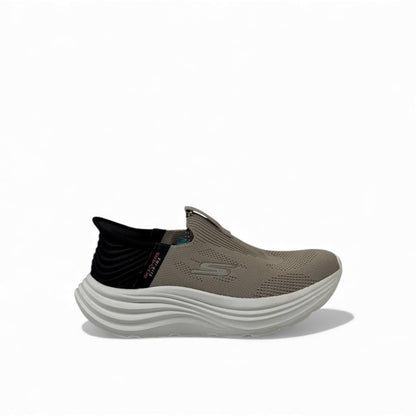☁️ Skechers Slip-On Arch Fit Beige Sneakers – Comfort Meets Everyday Elegance 👟