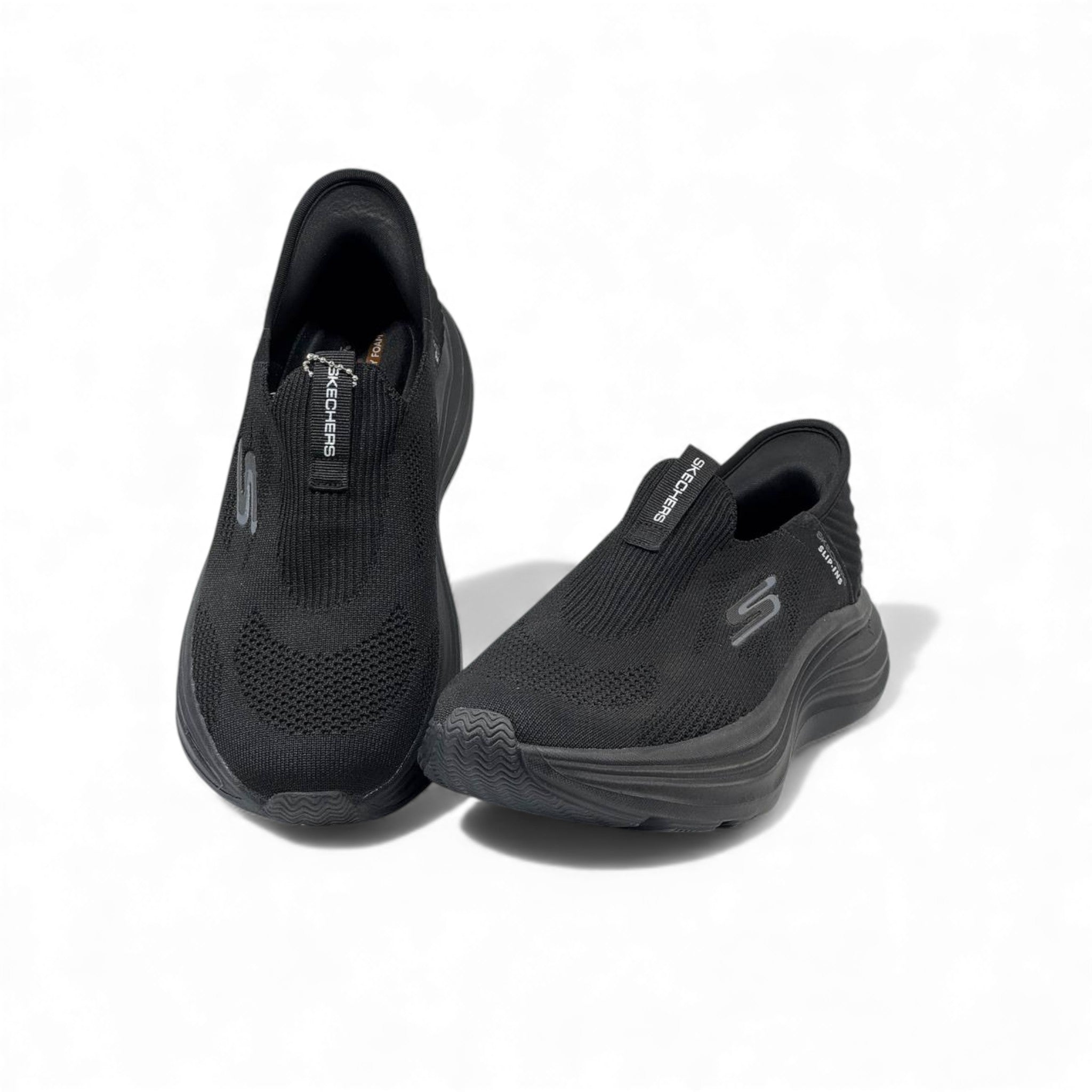 🖤 Skechers Slip-On Arch Fit Black Sneakers – All-Day Comfort, Timeless Style 👟