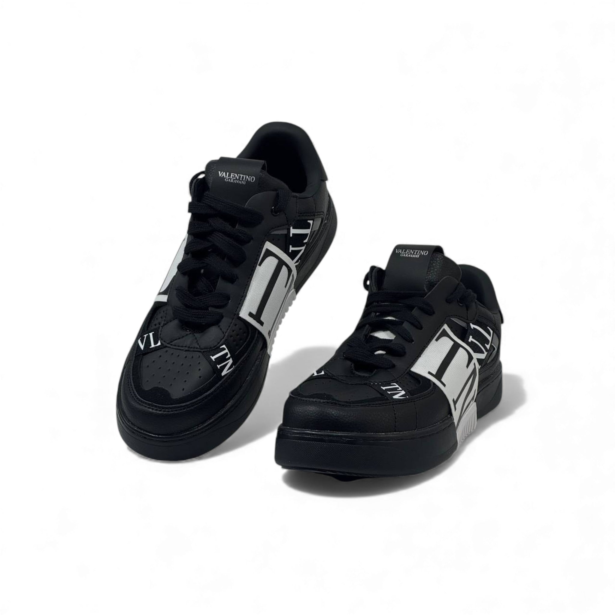 🖤 Valentino Garavani VL7N Black Sneakers – Bold Luxury, Italian Edge 👟
