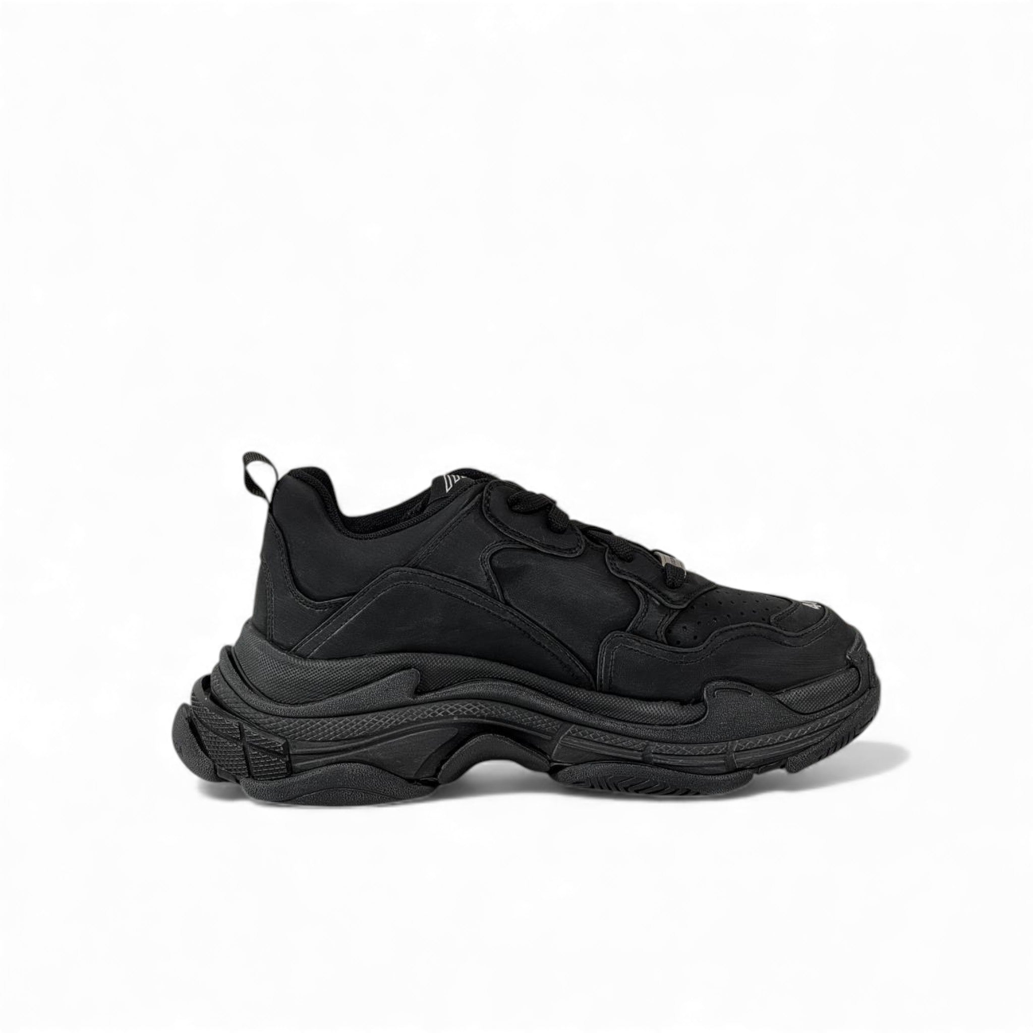 Balenciaga Triple S – All Black Stealth Edition 🖤