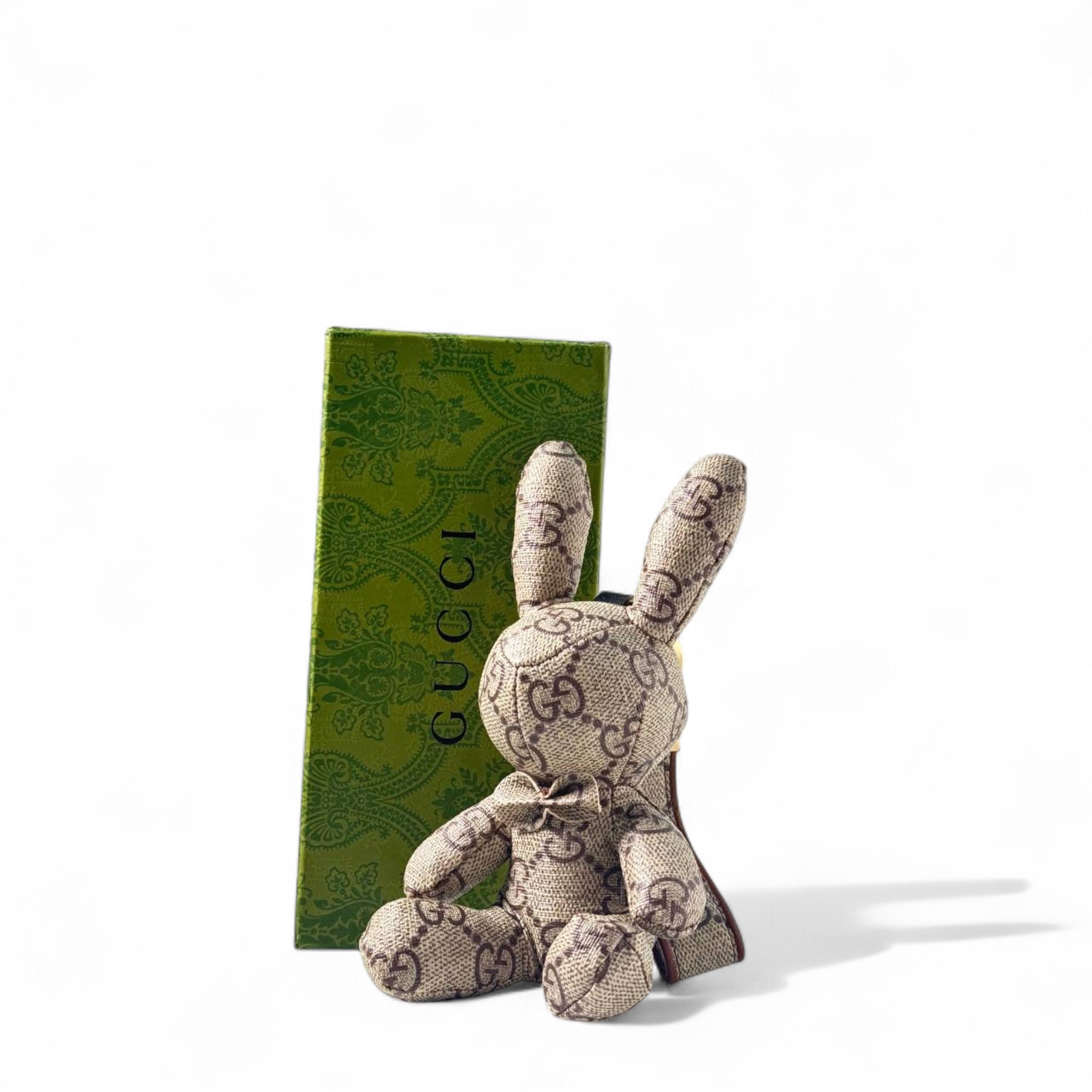 🍃 Gucci-Inspired Bunny Keychain – GG Monogram Canvas Plush with Green Gift Box 🎀