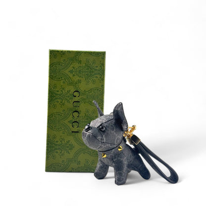 🖤 Gucci-Inspired Black Bulldog Keychain – Faux Leather Dog Charm with Gold Studs ✨