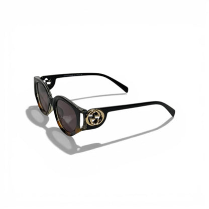 Gucci Oval Acetate Sunglasses – Black & Tortoiseshell Edition 🖤✨