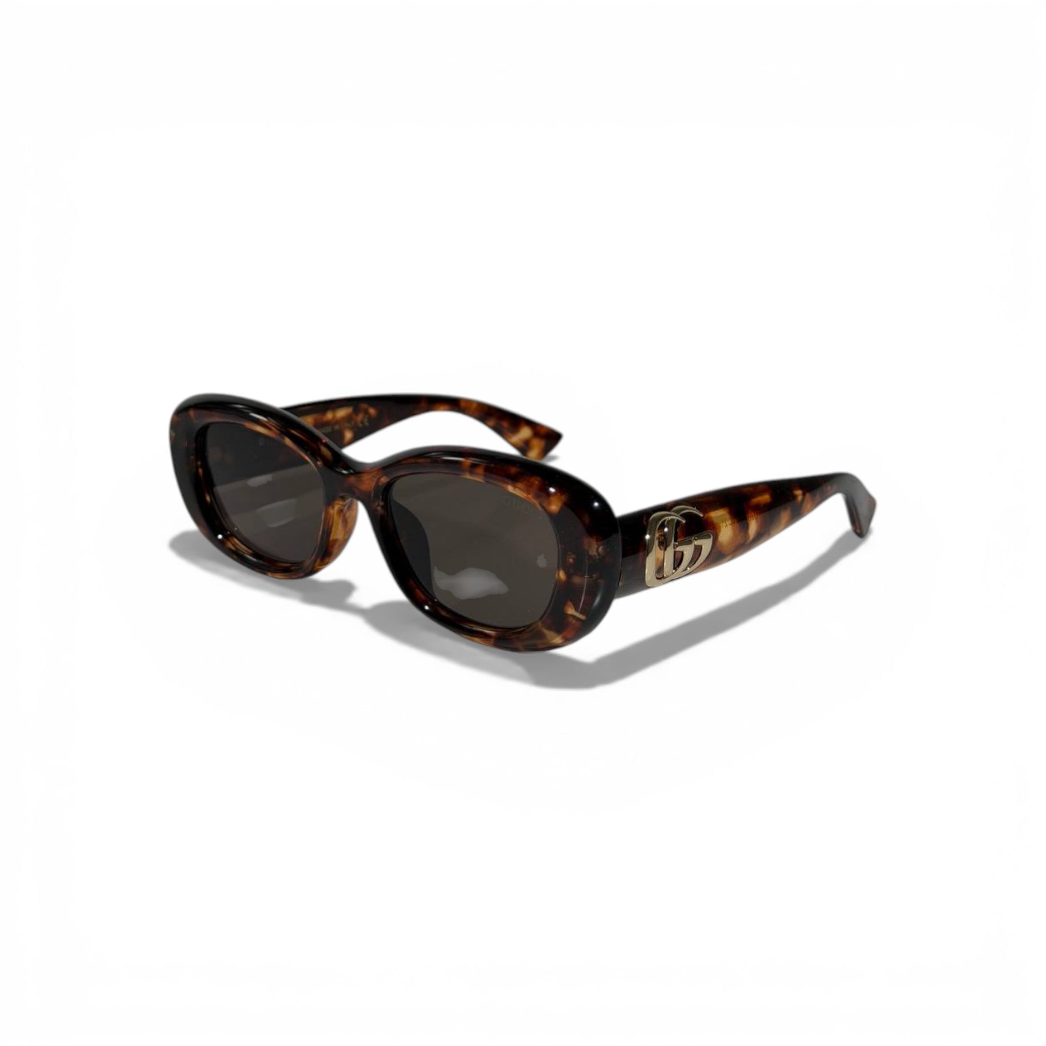 Gucci Tortoiseshell Oval Sunglasses – GG Logo Edition 🐢✨