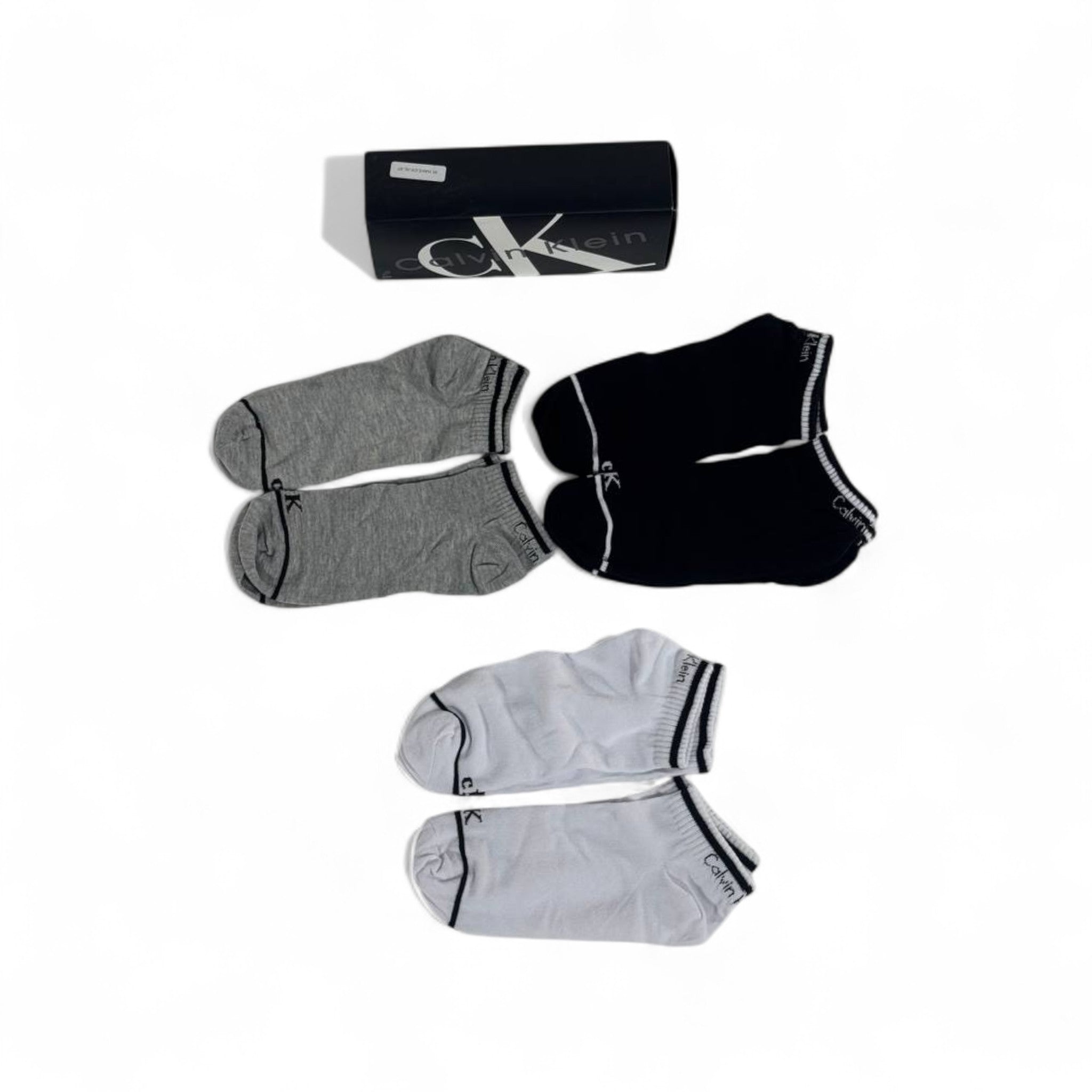 ✨ Calvin Klein Ankle Socks Set – 6 Pairs (Black, White, Grey) with Gift Box