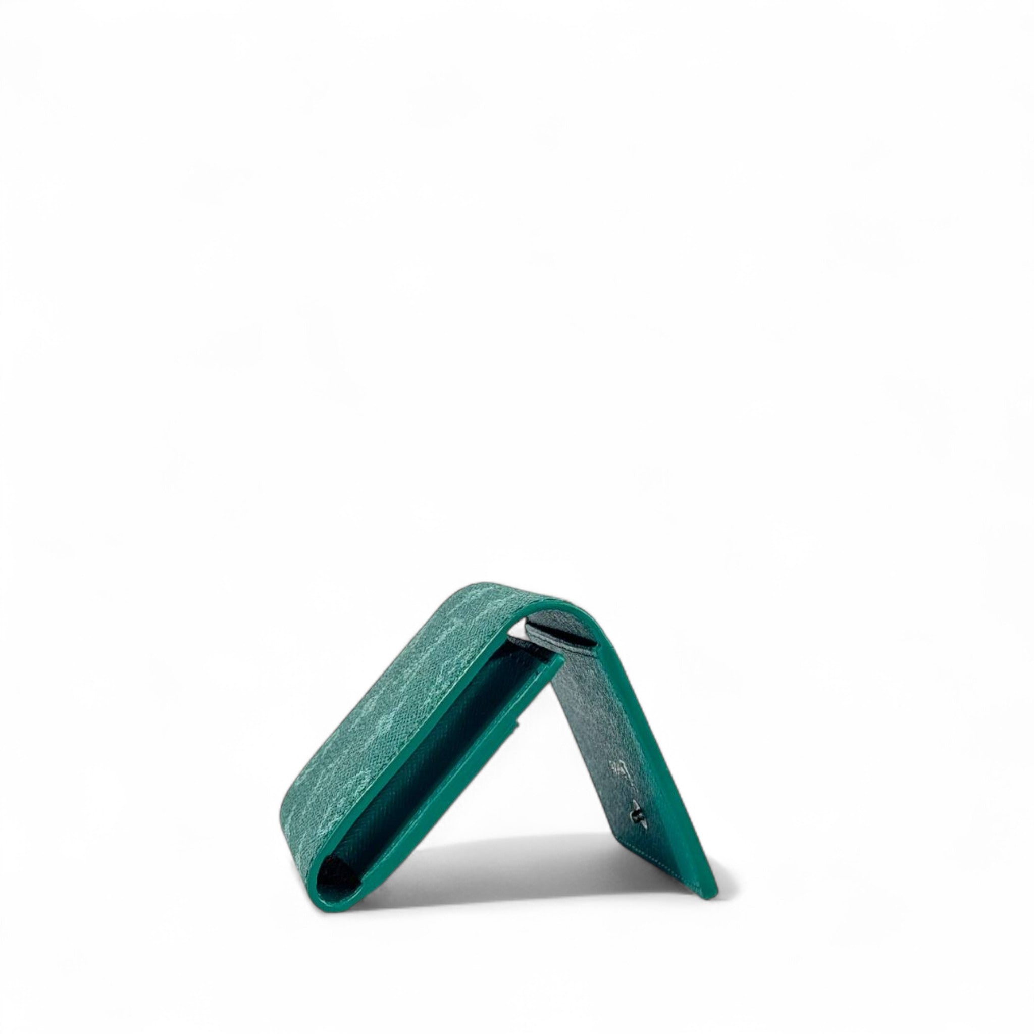💚 Louis Vuitton Green Monogram Canvas Card Holder – Limited Edition Luxury
