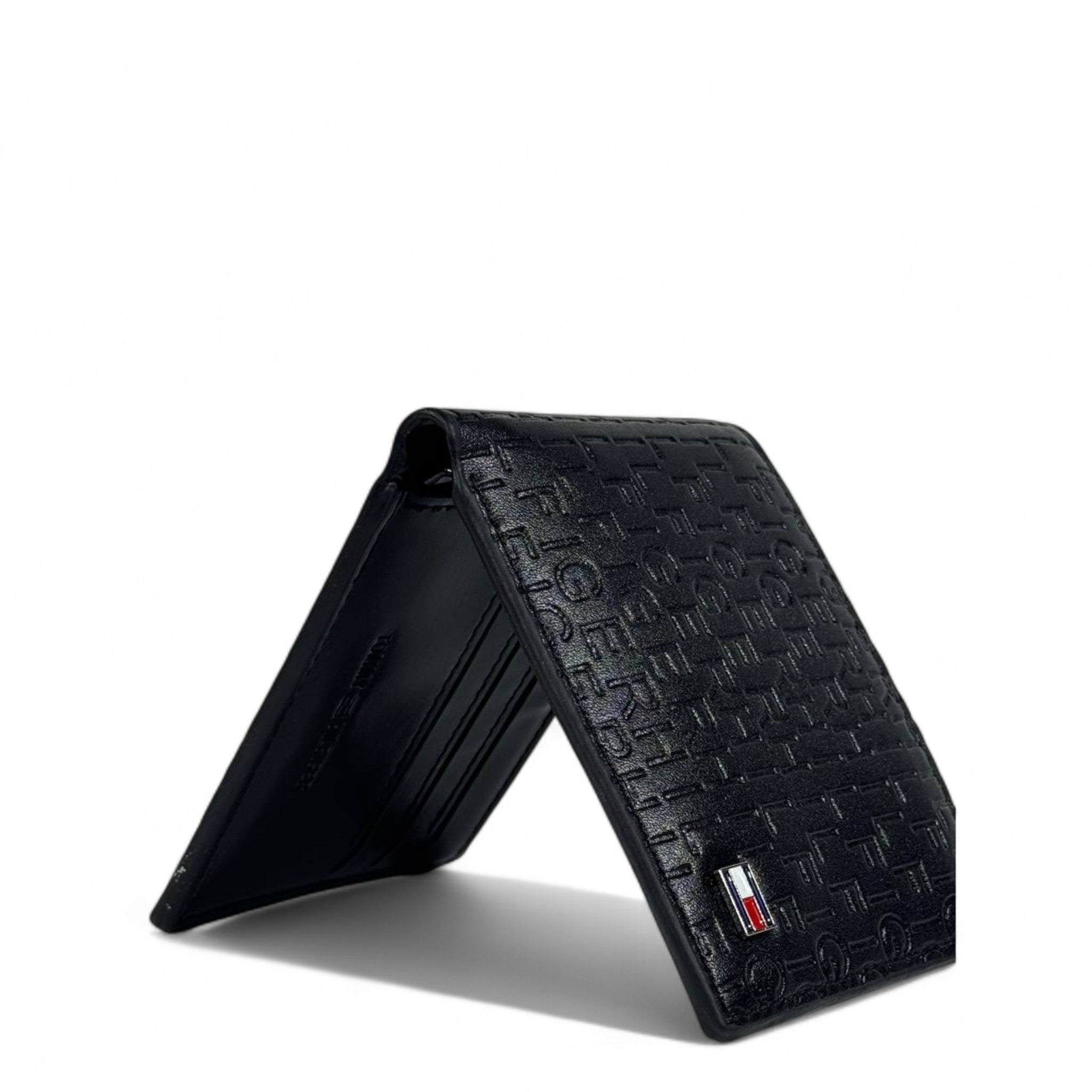 🖤 Tommy Hilfiger Black Embossed Logo Leather Bifold Wallet – Flag Logo