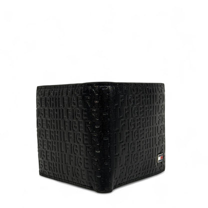 🖤 Tommy Hilfiger Black Embossed Logo Leather Bifold Wallet – Flag Logo