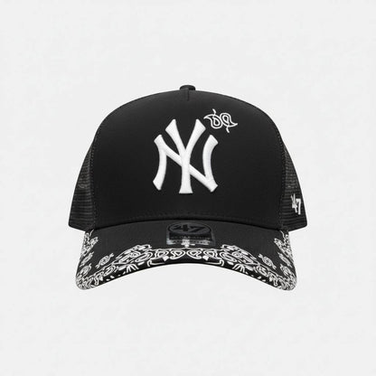 ’47 New York Yankees Black Trucker Cap – Bandana Brim Edition 🖤🔥