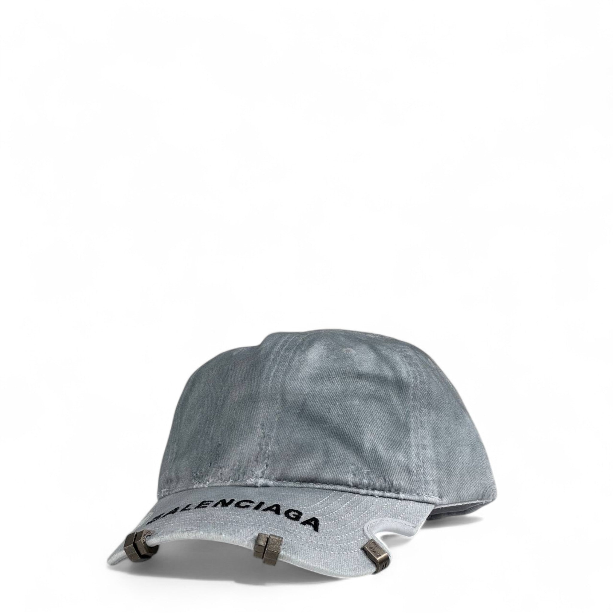 Balenciaga Grey Distressed Baseball Cap with Metal Detail – Luxury Designer Unisex Hat ⚙️🖤