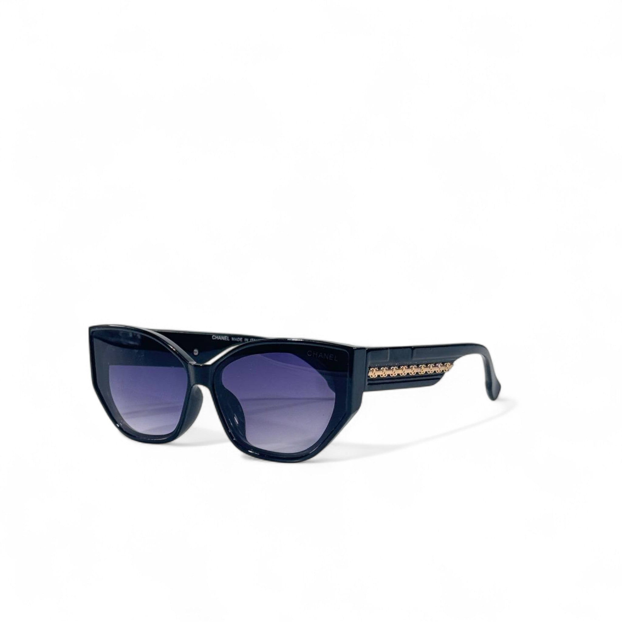 ✨ Chanel Cat-Eye Sunglasses – Iconic Parisian Elegance