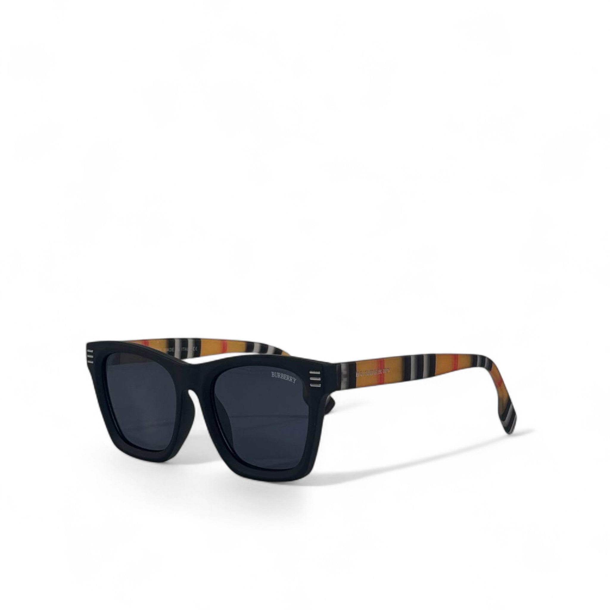 🕶 Burberry Vintage Check Square Sunglasses – Heritage Meets Modernity