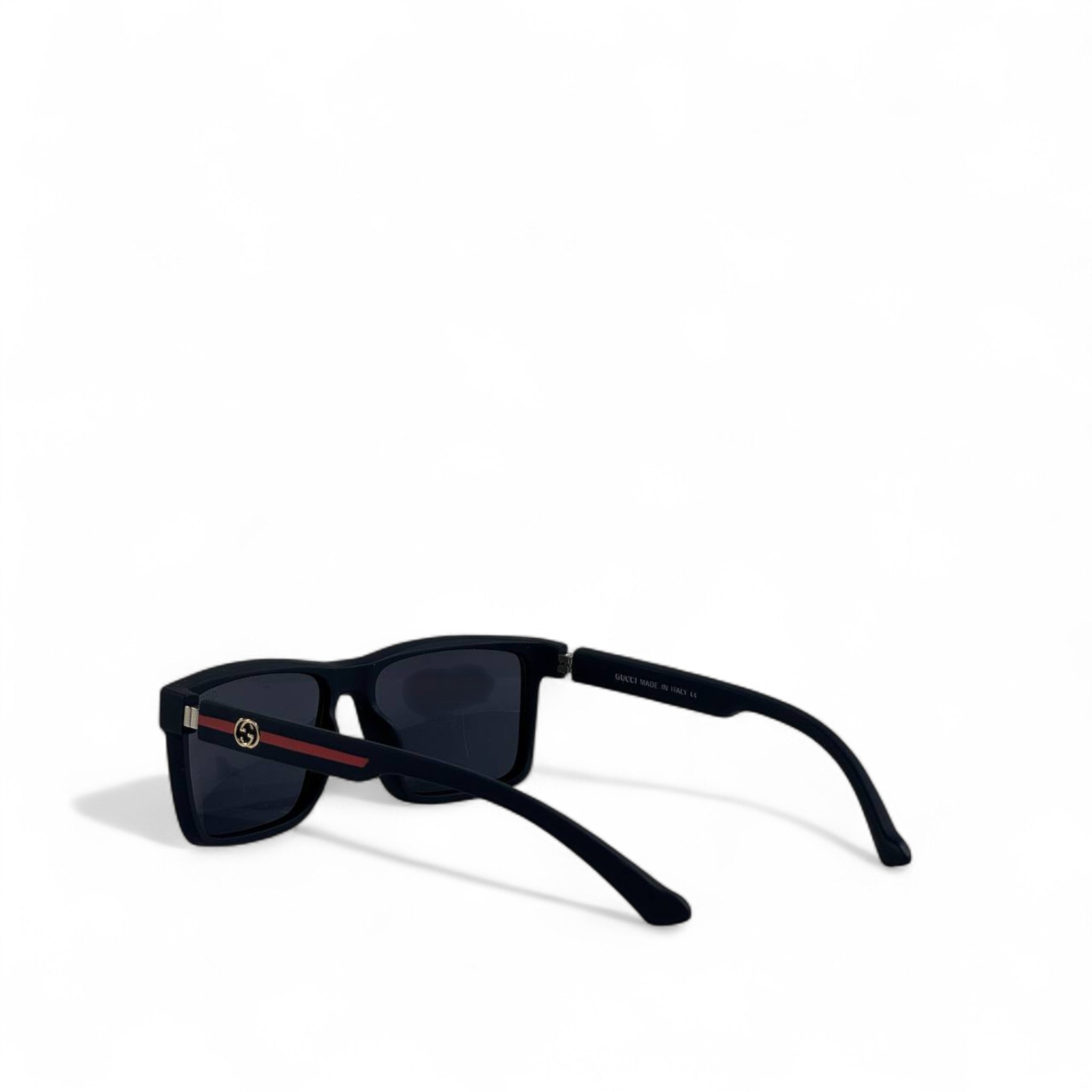 🕶 Gucci Square Sunglasses – Iconic Italian Luxury