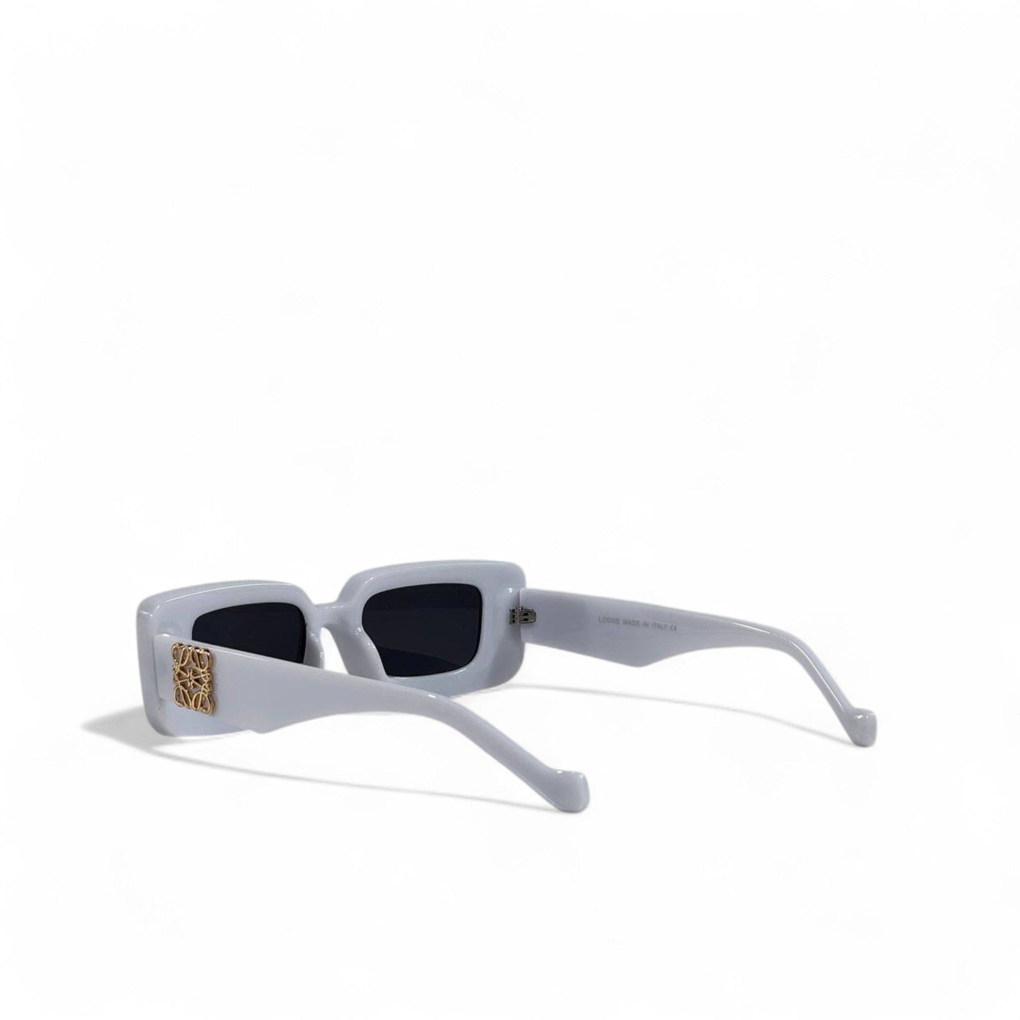 ✨ Loewe Oversized Rectangular Sunglasses – Artistic Luxury Redefined