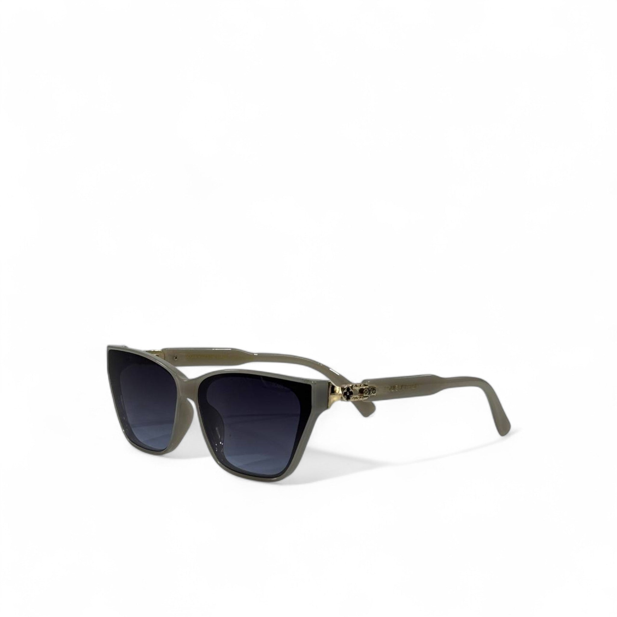 ✨ Louis Vuitton Designer Sunglasses – Iconic Luxury Statement