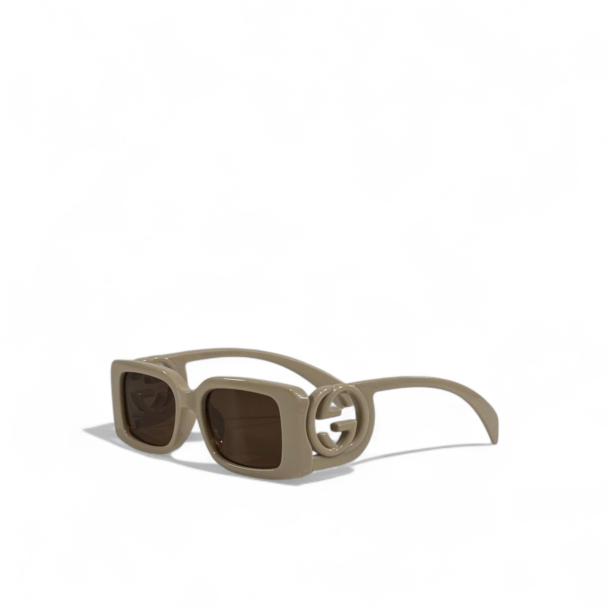🔥 Gucci Rectangular GG Sunglasses – Beige Luxe 🕶️✨