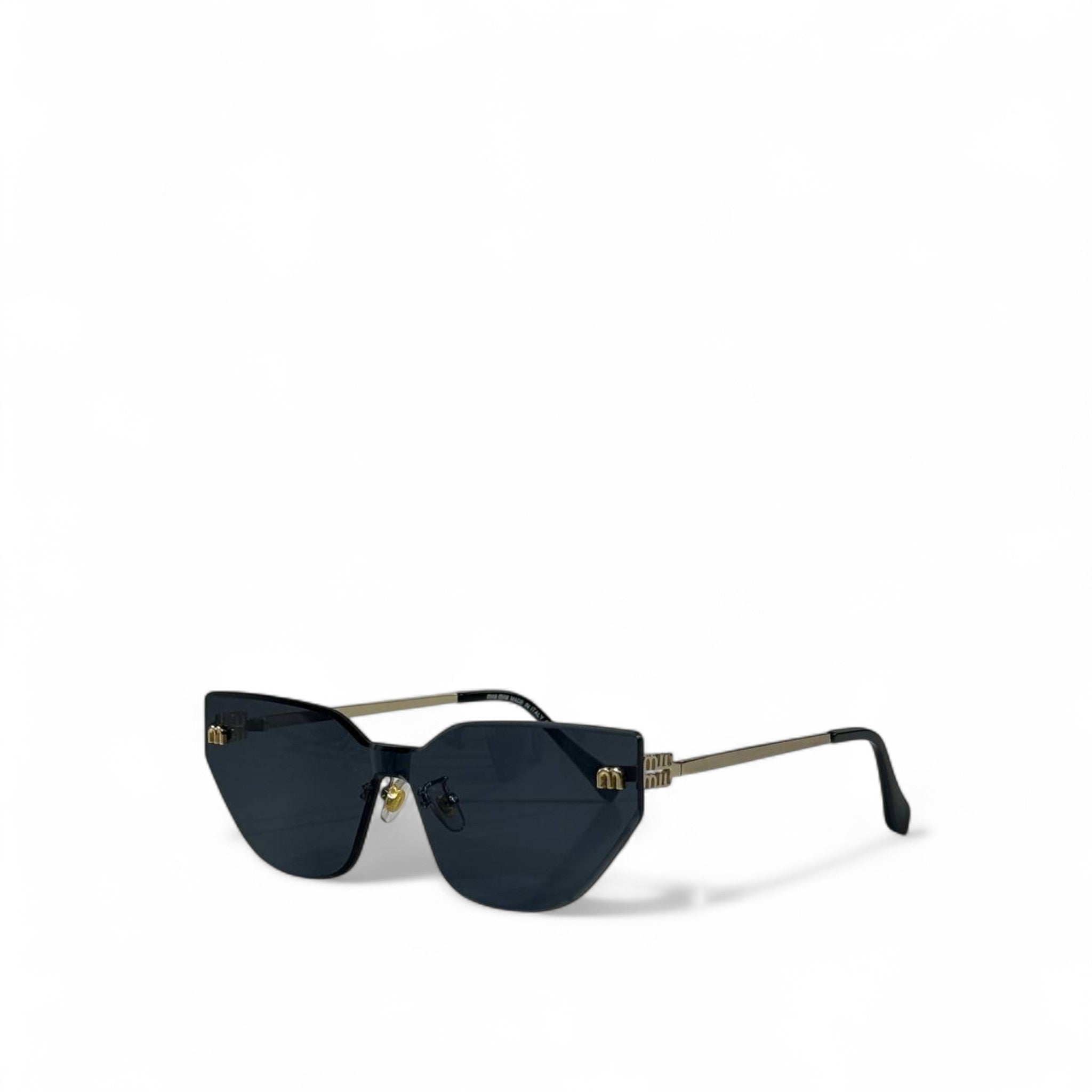 🔥 Miu Miu Rimless Butterfly Sunglasses – Black/Gold 🖤✨