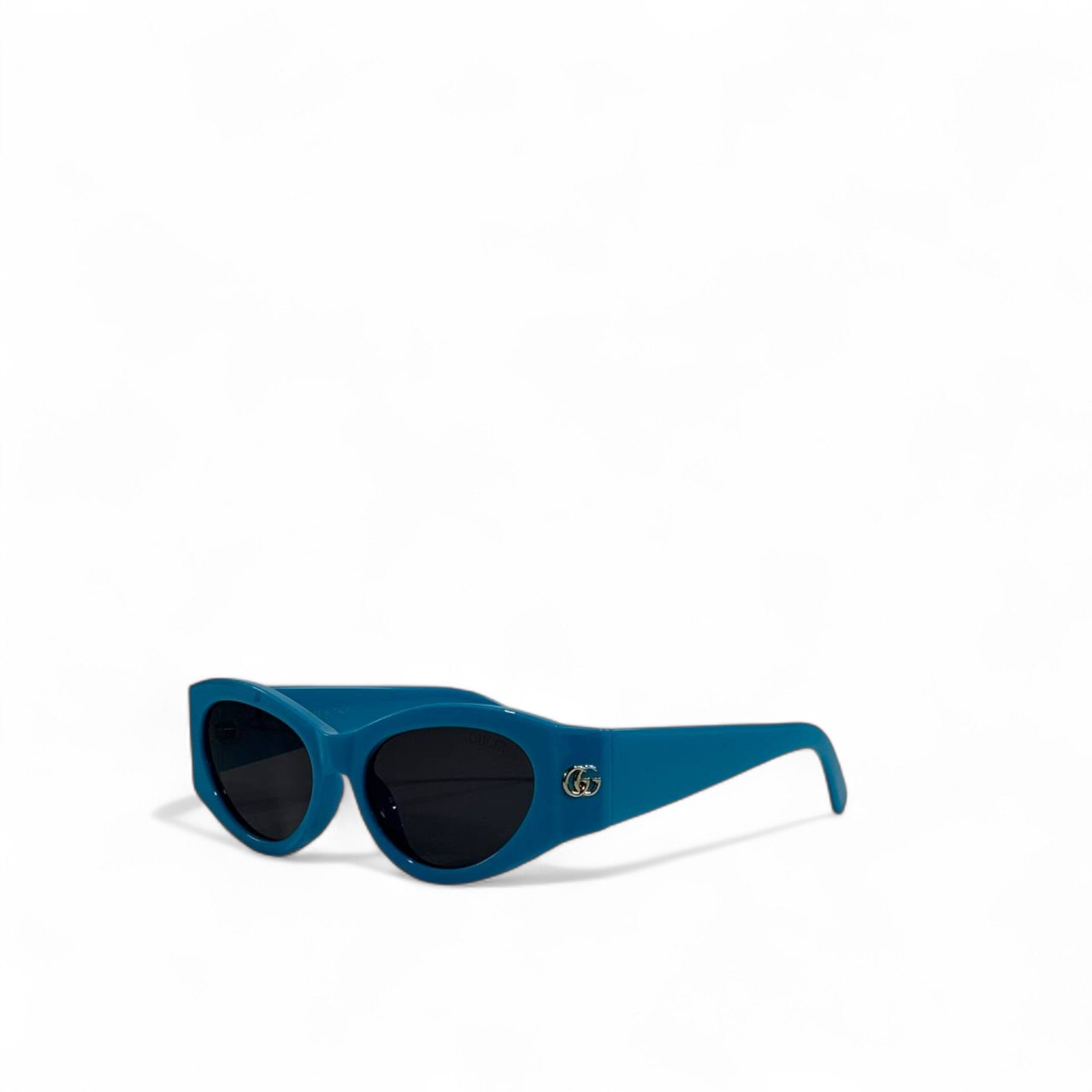 Gucci Retro Oval Sunglasses 🕶️💙 | Bold Blue Luxury Statement Eyewear