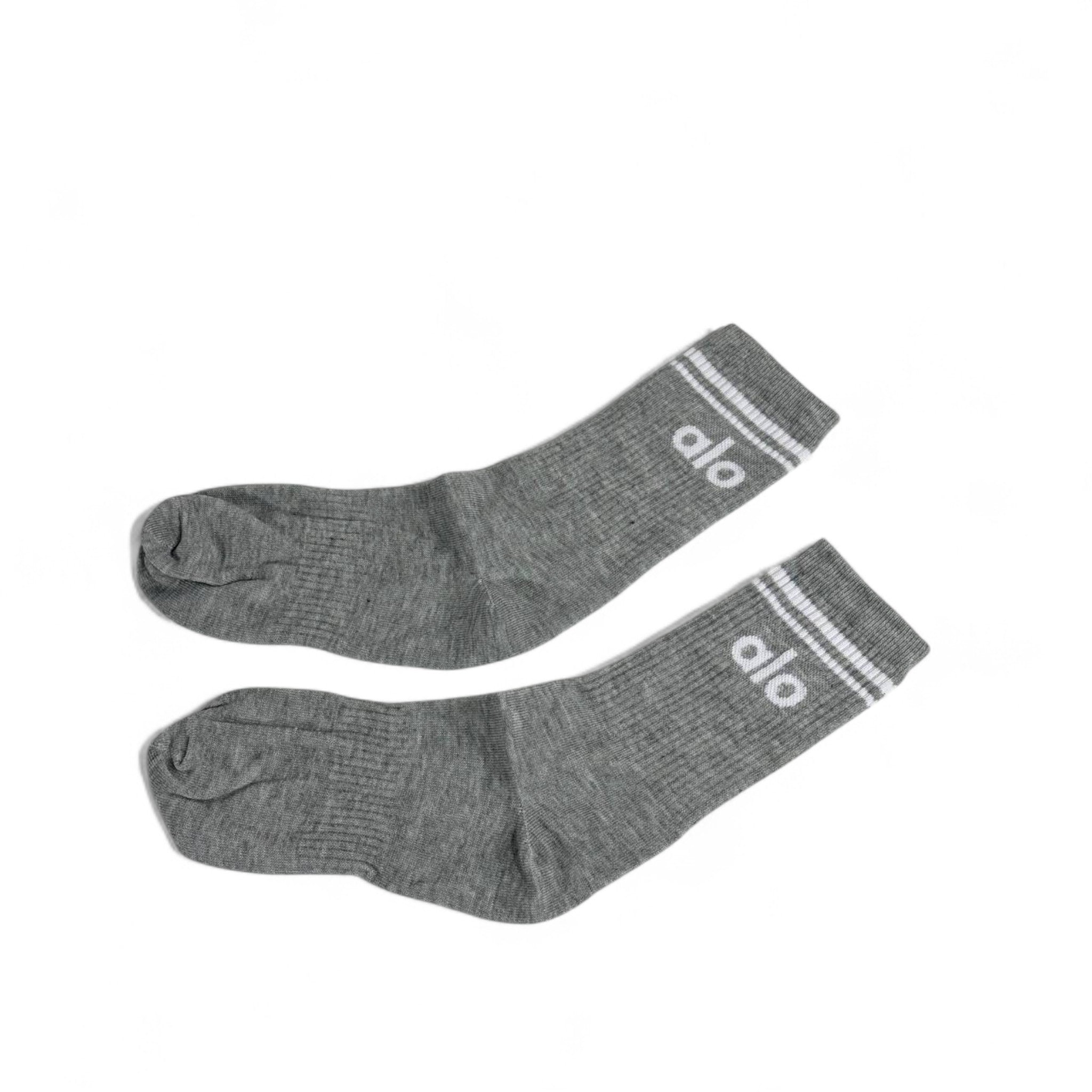 Alo Yoga Grey Crew Socks 🧦✨ | Sporty & Minimalist Lifestyle Essential