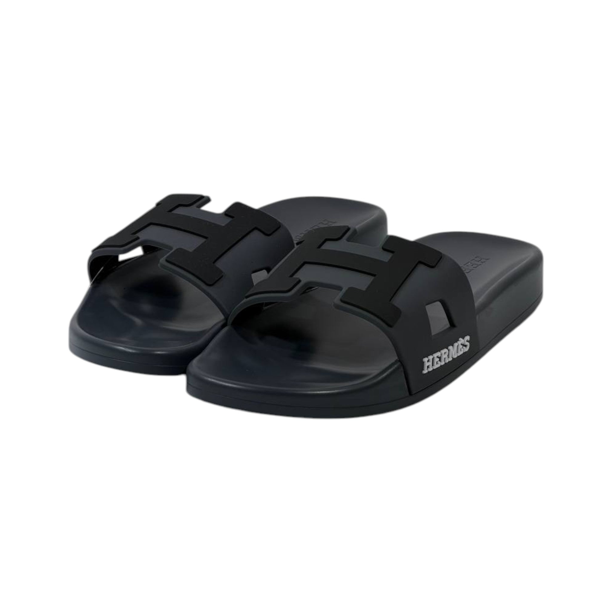 Hermes Chypre Slides – Grey Luxury Edition 🩶⚜️