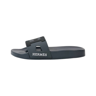 Hermes Chypre Slides – Grey Luxury Edition 🩶⚜️