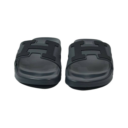 Hermes Chypre Slides – Grey Luxury Edition 🩶⚜️