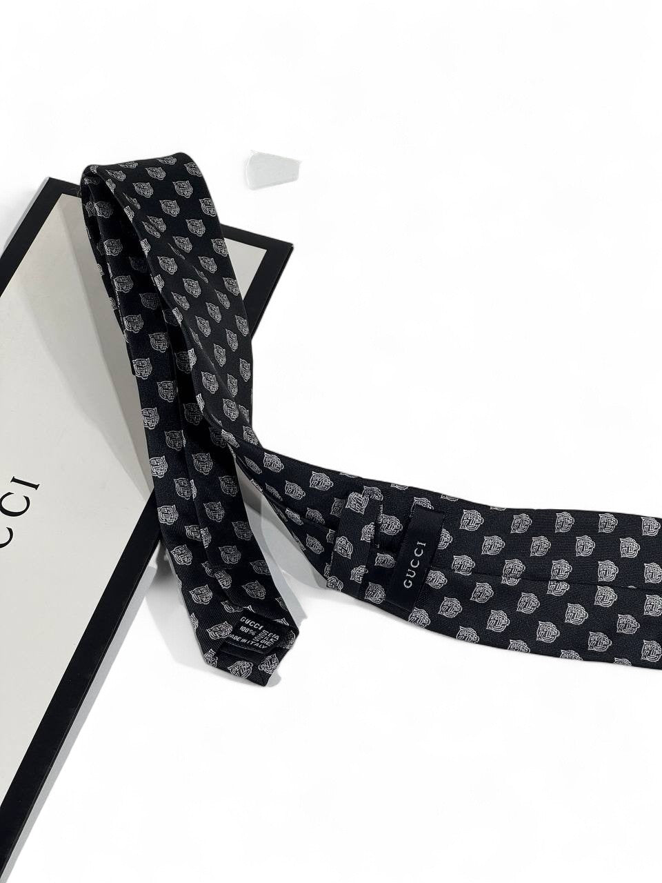 ✨ Gucci Luxury Silk Tie – Navy Blue with Iconic Pattern 🕴️ | Designer Men’s Accessory 👔💼