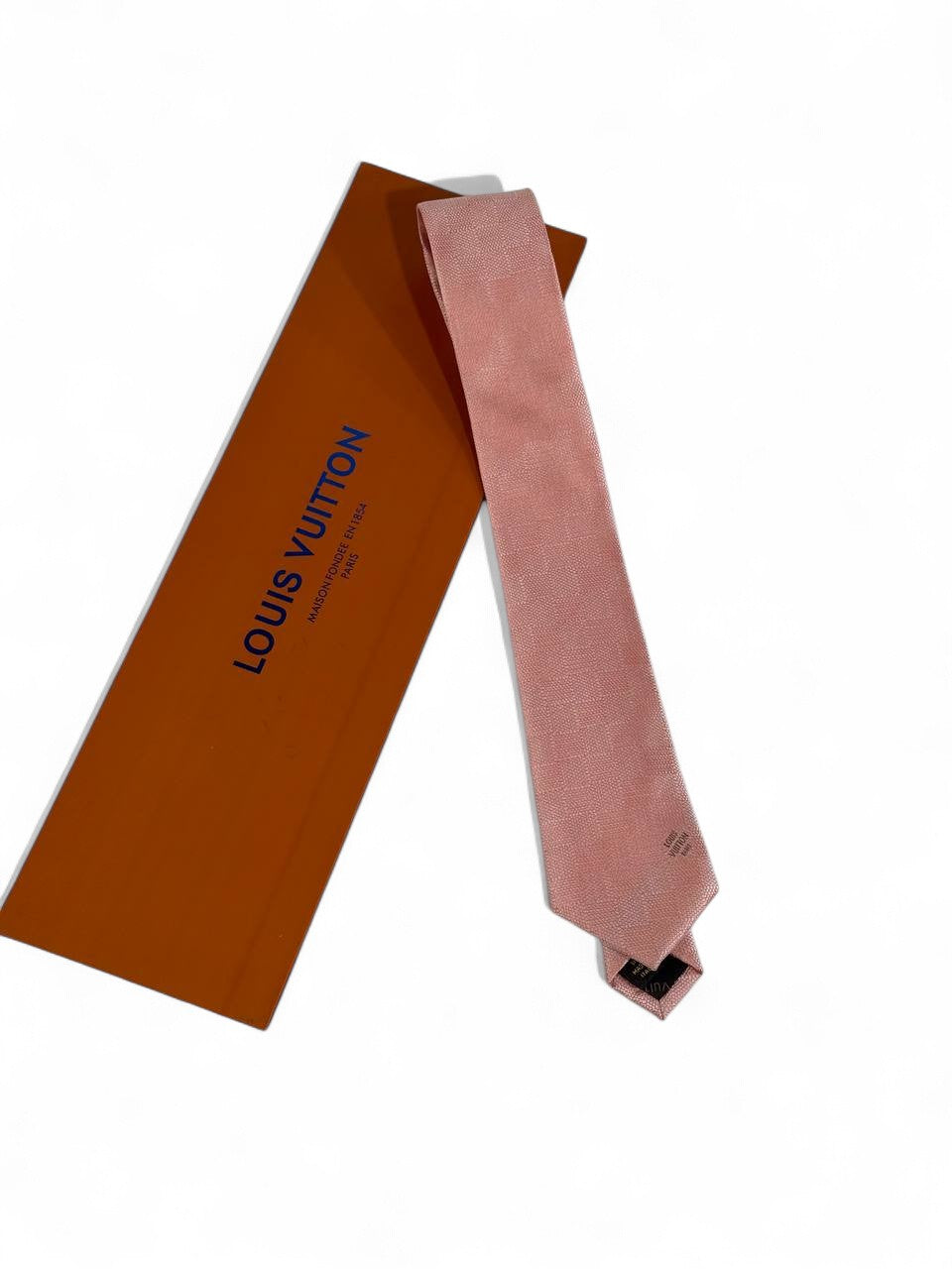 🌸 Louis Vuitton Luxury Silk Tie – Elegant Pink Designer Necktie 👔✨ | Men’s Formal Accessory