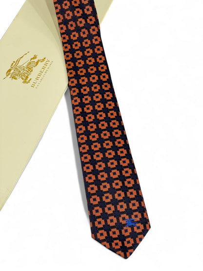 🟠 Burberry Luxury Silk Tie – Orange & Navy Geometric Pattern 👔✨ | Designer Men’s Necktie