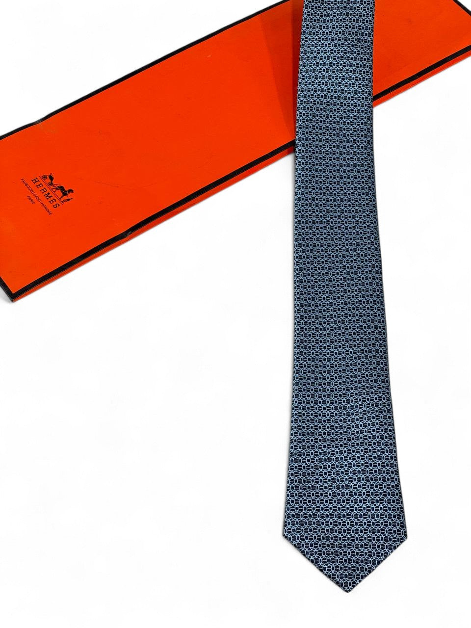 🔹 Hermès Luxury Silk Tie – Blue Geometric Pattern 👔✨ | Designer Men’s Necktie
