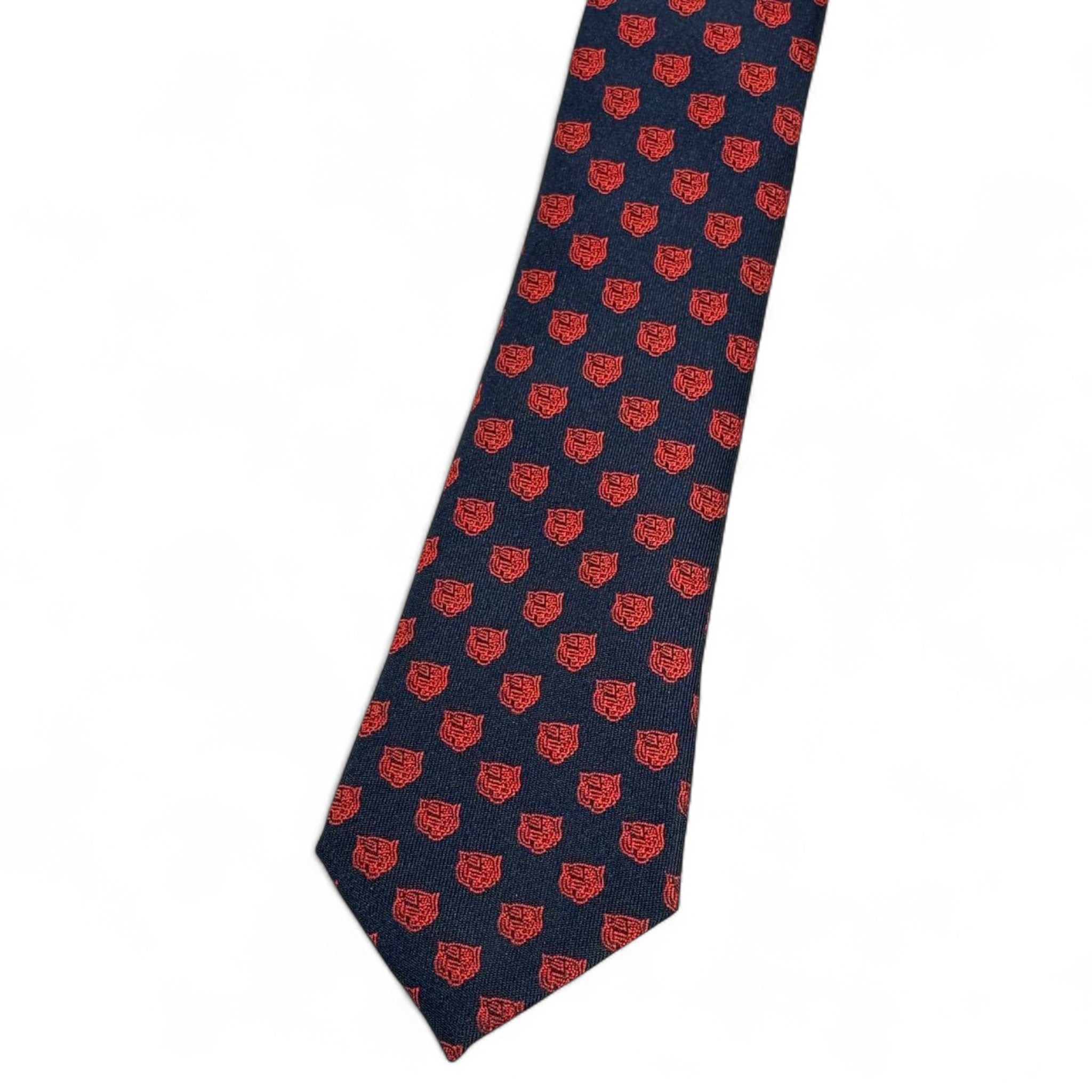 🔴 Gucci Luxury Silk Tie – Navy with Red Motif Pattern 👔✨ | Designer Men’s Necktie