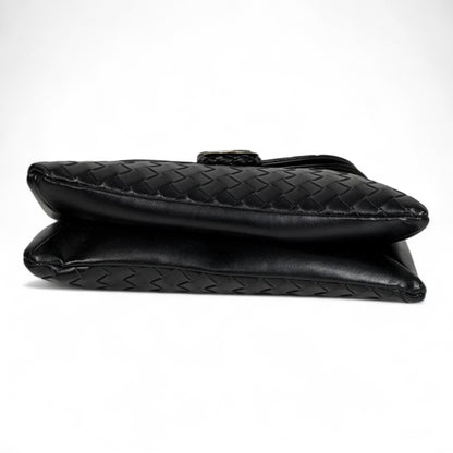 Bottega Veneta-Inspired Knotted Intrecciato Shoulder Bag – Black Luxe Edition 🖤✨