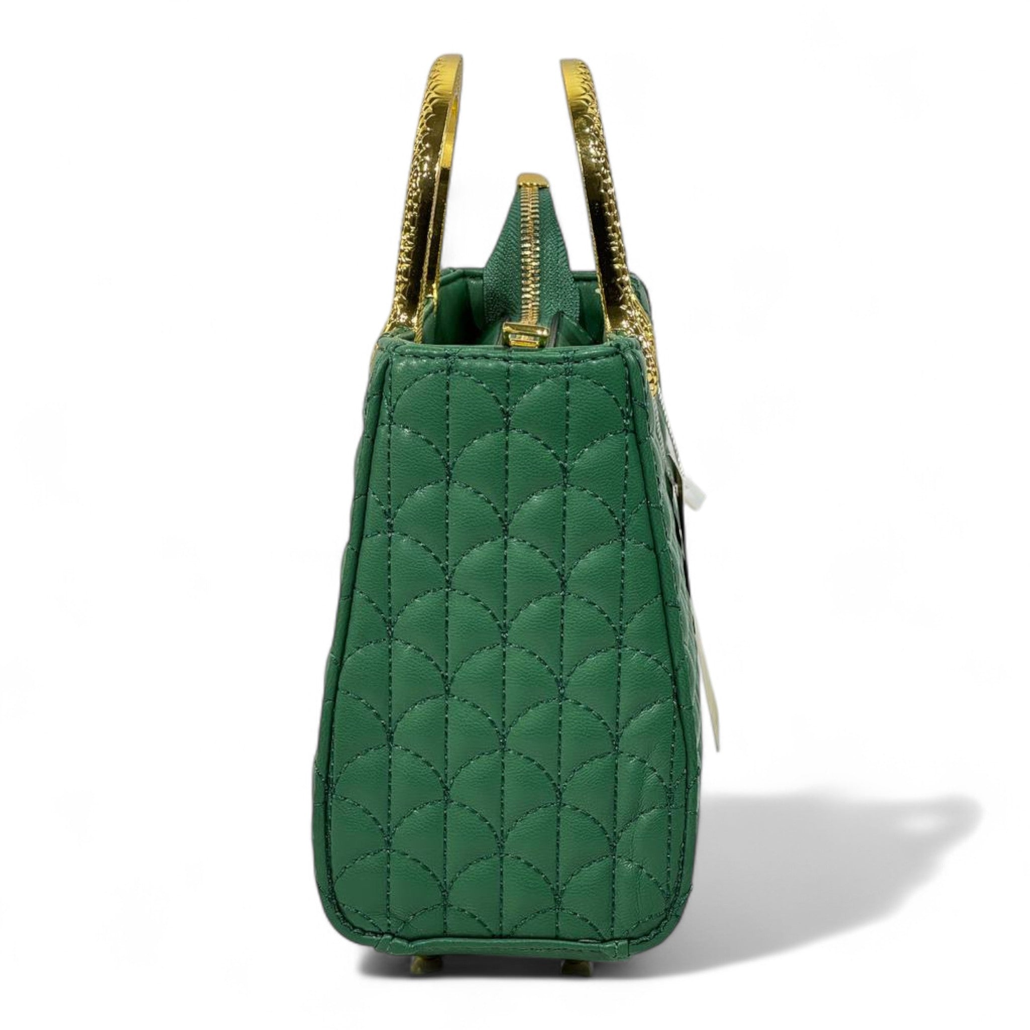 BVLGARI Emerald Green Quilted Handbag with Gold Serpent Handles – Luxury Signature Edition 💚✨