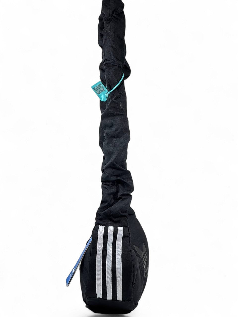 🔥 adidas Shadow Mini Shoulder Bag – Sleek • Sporty • Everyday Essential 🖤✨