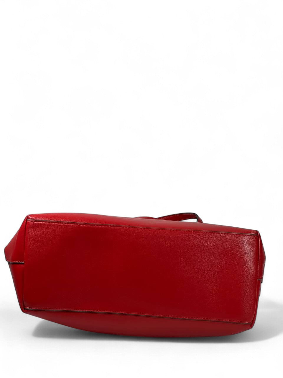 🔥 Dolce & Gabbana Red Luxury Tote Bag – Bold, Elegant & Statement-Ready 🔥