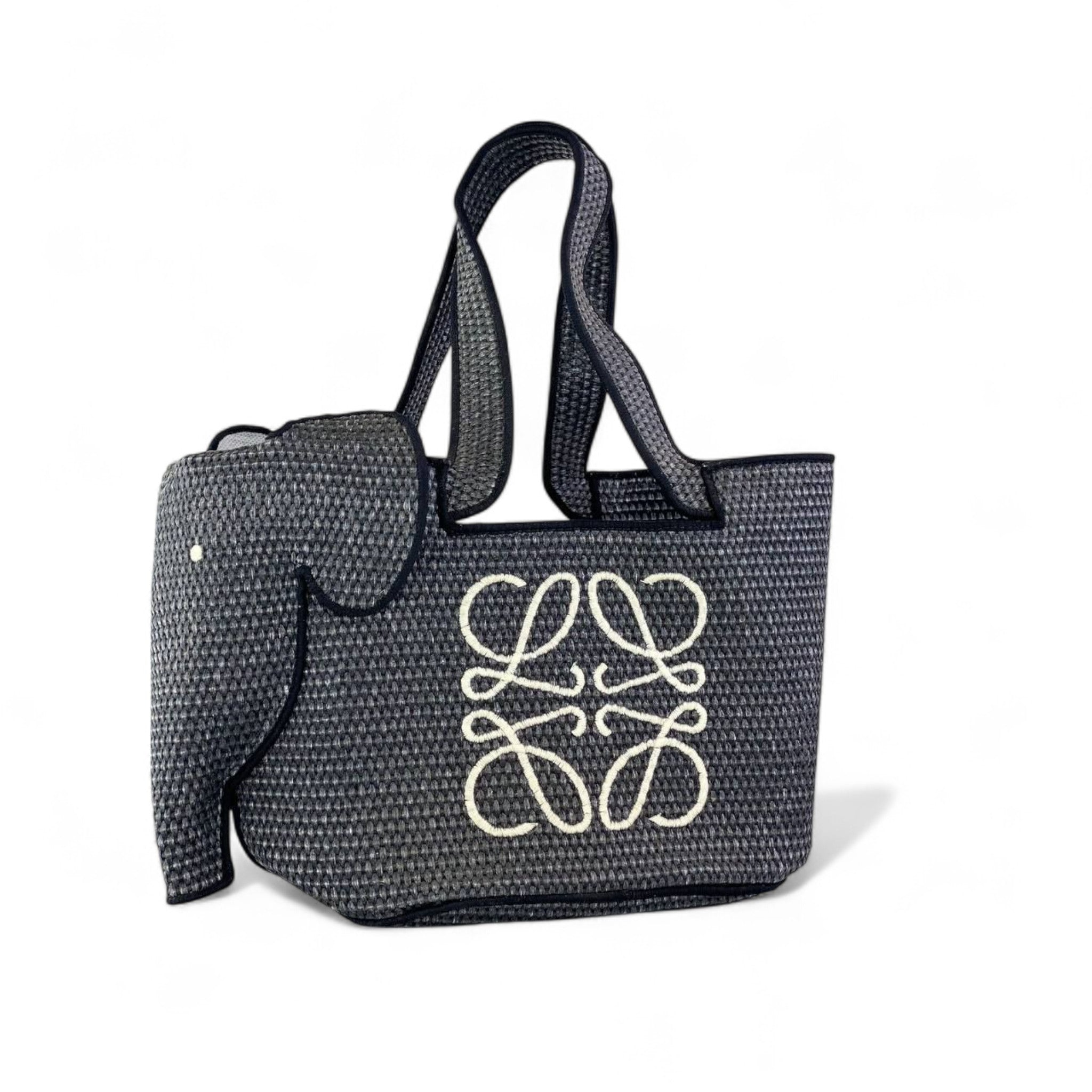 Loewe Elephant Basket Bag – Midnight Black Edition 🐘🖤