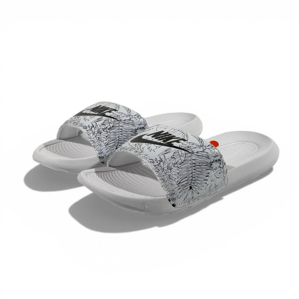 🤍 Nike Tech Slides – White Performance Edition ⚡🔥